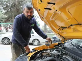 Oto bakım ustasından uyarı: "450 liradan kaçarak 40 bin liralık masrafa girmeyin"
