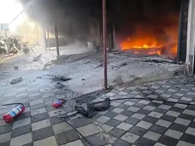 Oto tamir dükkanı ve 2 araç çıkan yangında küle döndü
