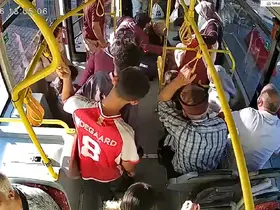 Otobüs şoföründen hayat kurtaran müdahale

