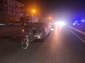Otomobil motosiklete arkadan çarptı: 1 ölü, 1 ağır yaralı
