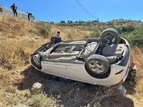 Otomobil takla attı: 2 yaralı

