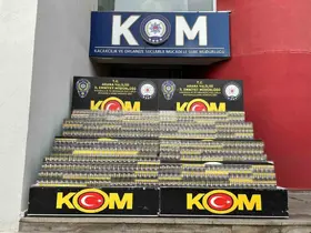 Otomobilden 10 bin paket kaçak sigara çıktı: 2 kişi tutuklandı
