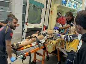 Otomobille çarpışan motosikletin sürücüsü ağır yaralandı
