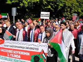 Özgür Filistin için TOGÜ’de yürekleri birleştiren yürüyüş
