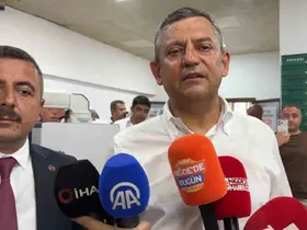 Özgür Özel: "Bu hizmet odaklı yürüyüşü kimse engelleyemez"
