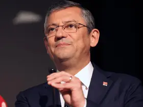 Özgür Özel tekrardan CHP Genel Başkanı oldu