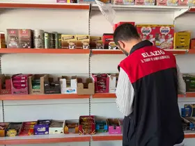 Palu’da marketlere gıda denetimi
