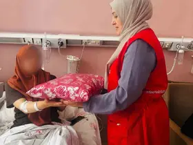Patnos Kızılay’dan annelere ve yeni doğanlara "Sevgi Bohçası" hediyesi
