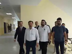 Payas’ta 2 okulun inşaatında sona gelindi
