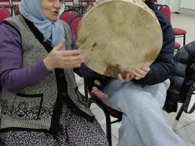 Pazarlar’da halk oyunları kursunda seslendirilen yöresel ezgiler
