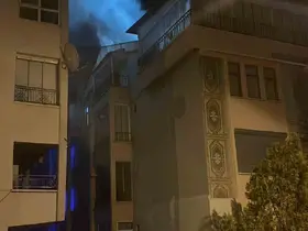 Polatlı’da gece yarısı çatı katı yangını paniğe neden oldu

