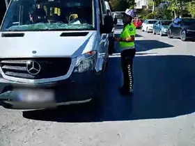 Polis ekiplerinden okul servislerine denetim: 826 servis kontrol edildi
