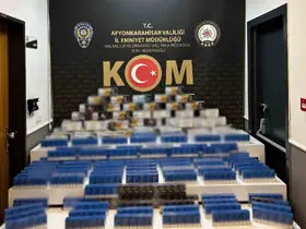 Polis kaçak sigara ve makaron ele geçirdi
