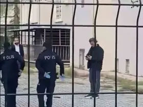 Polisten kaçan şahıs, tabancasını okul bahçesine attı
