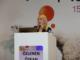 Prof. Dr. Özlenen Özkan: "İlk rahim naklinde nefesimizi tutarak hastayı takip ettik"
