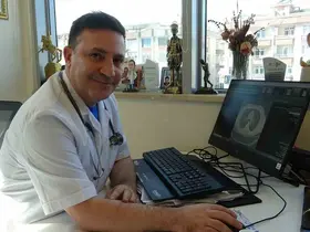 Profesör açıkladı: "3’lü salgın ülkemizde, dikkat olun"
