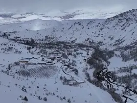 Refahiye’de nisan ayında kar sürprizi
