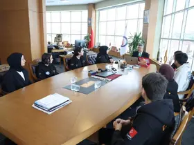Rektör Kızıltoprak, DUSCART Öğrenci Takımını ağırladı
