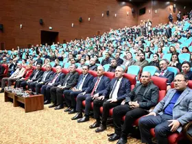 Rektör Prof. Dr. Demir üniversite personelleri ile bir araya geldi
