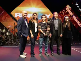 RE:PLAY Finali gerçekleşti: 500 bin liralık ödül sahibini buldu
