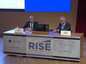 RISE-Uluslararası Araştırma, Yenilik, Cerrahi ve Eğitim Kongresi’nde robotik cerrahi ve cerrahinin geleceği masaya yatırıldı
