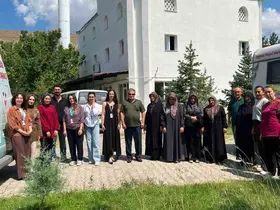 Sağlık ekipleri Yurtbaşı Mahallesi’nde vatandaşlarla buluştu
