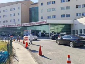 Sağlık müdürünün makam aracı kazaya karıştı: 11 yaşındaki çocuk yaralandı
