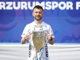 Salih Sarıkaya, Erzurumspor FK’ya veda etti
