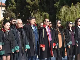 Salihli’de Avukatlar Günü törenle kutlandı
