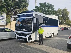 Salihli’de okul servislerine sıkı denetim
