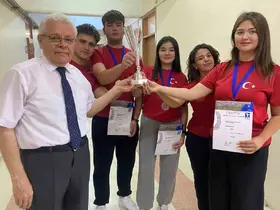 Şampiyonlar Alaşehir’de alkışlarla karşılandı
