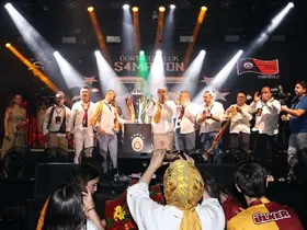 Şampiyonluk kupası Denizli’deki Galatasaraylılarla buluştu
