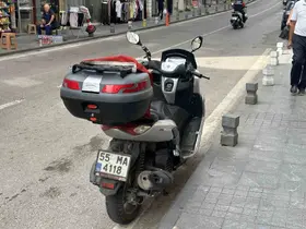 Samsun’da hafif ticari araç ile çarpışan motosikletli yaralandı
