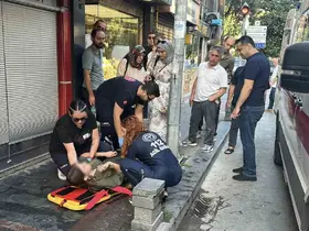 Samsun’da ıslak zeminde düşen genç kadın hastaneye kaldırıldı
