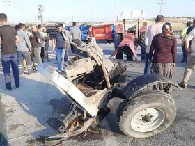 Samsun’da kamyonet ile traktör çarpıştı: 4 yaralı

