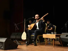 Sanatçı Salih Gündoğdu’dan Ata Sahne’de türkü şöleni
