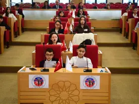 Sancaktepe’de Dünya Çocuk Hakları Günü’nde ’Çocuk Meclisi’ ilk oturumunu gerçekleştirdi

