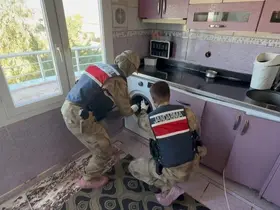 Şanlıurfa’da çamaşır makinesinden 12 tabanca çıktı