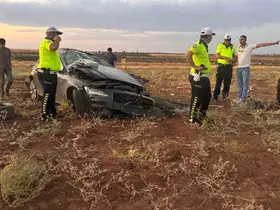Şanlıurfa’da devrilen otomobil hurdaya döndü: 9 yaralı
