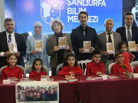 Şanlıurfa’da miniklerin kaleme aldığı "20 düş yolculuğu" kitabı okuyucuyla buluştu
