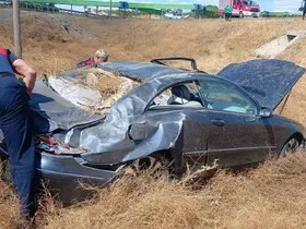 Şarampole uçan otomobilin sürücüsü yaralandı
