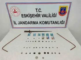 Satılmaya hazırlanan tarihi eserler ele geçirildi
