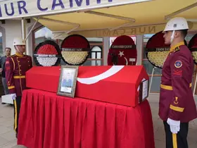 Şehit Uzm. Jandarma Çavuş Arif Özdemir son yolculuğuna uğurlanıyor
