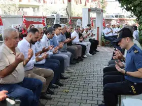Şehit Ziya Özkozanoğlu kabri başında anıldı
