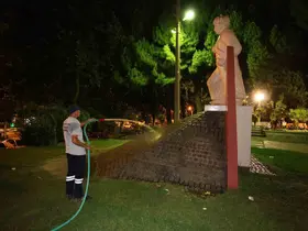 Şehzadeler’de gece sulama dönemi
