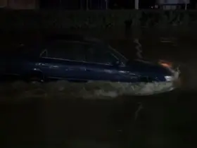 Sel sularında gemi gibi ilerledi
