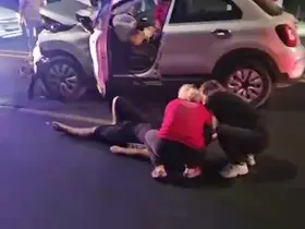 Serik’te otomobil ile VIP araç çarpıştı: 10 kişi yaralandı
