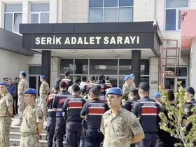 Serik’te uyuşturucu operasyonu: 9 gözaltı
