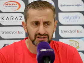 Serkan Özbalta: "Tempoyu yükseltmek isteyen bir takımız"
