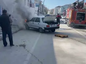 Seyir halindeki araçta yangın paniği
